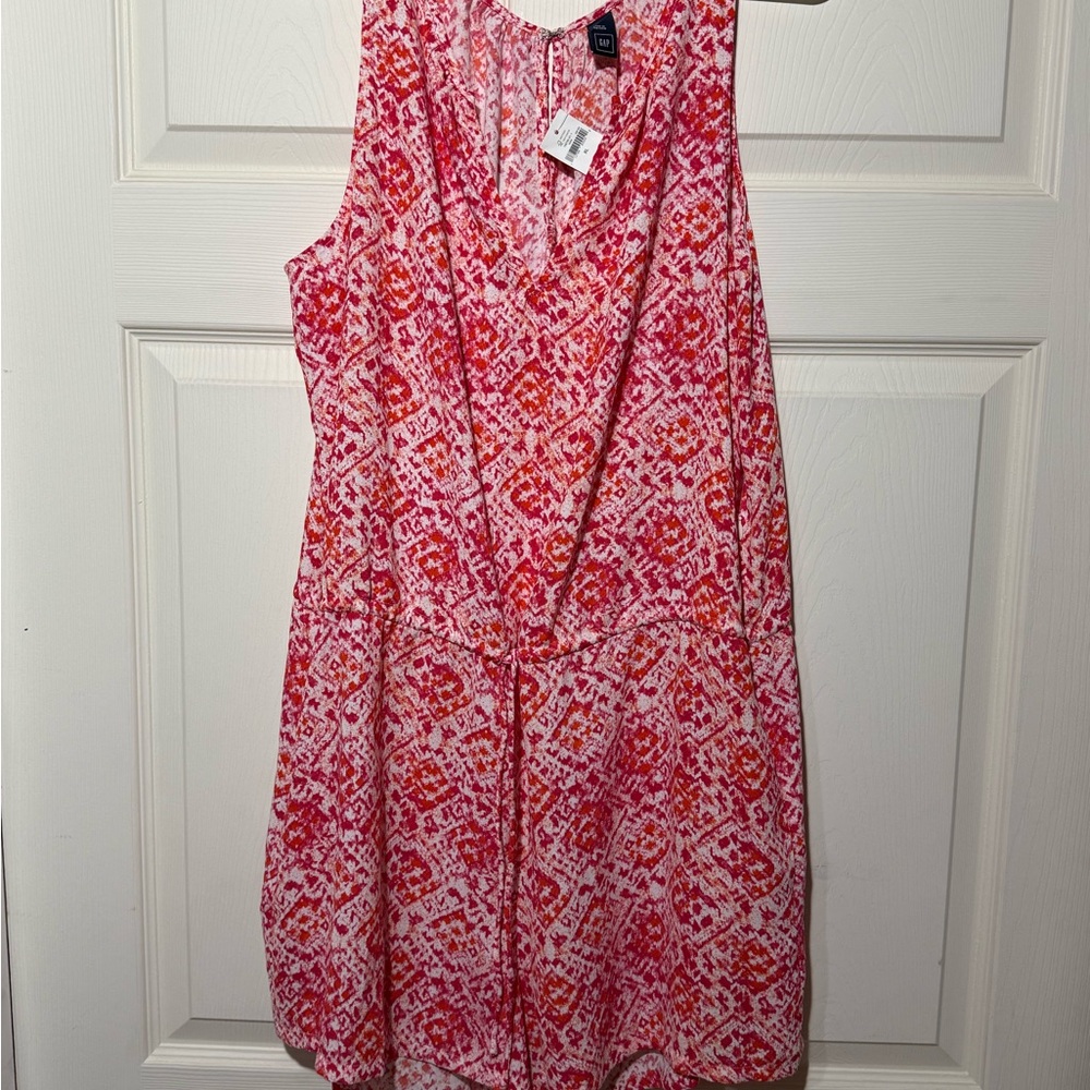 GAP Pink & Orange Printed V‑Neck Romper – Women’s XL – NWT